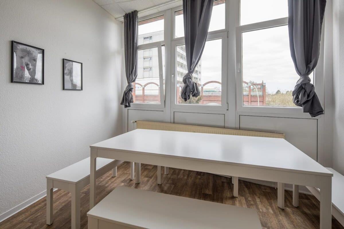Spacious 2 Bedroom Apartment Αμβούργο Εξωτερικό φωτογραφία
